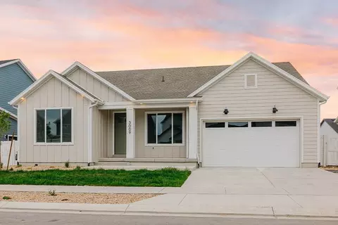 3004 N Wander Ln, Fairfield, UT 84013