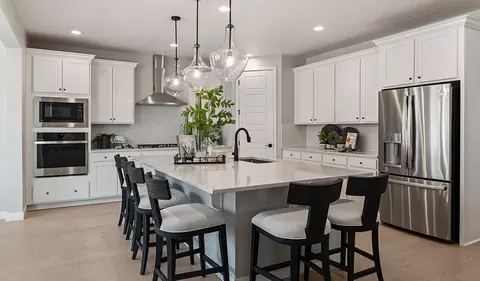 Kitchen - 1458 Earhart Ln, Eagle Mountain, UT 84005 photo 6 of 10