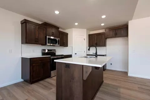 Kitchen - 1917 Wellington Dr, Ozark, MO 65721 photo 4 of 4