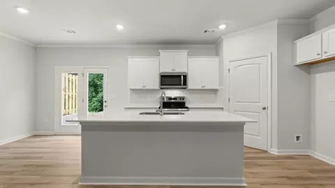 6509 Parsons St, Flowery Branch, GA 30542