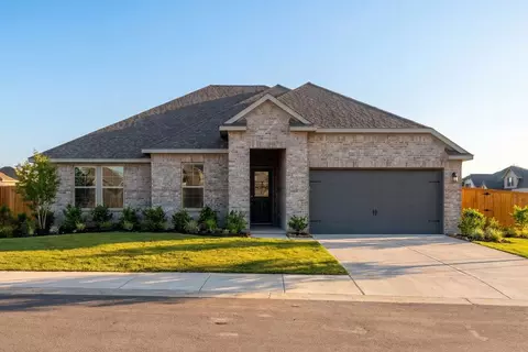 13629 Hartwell Bend Dr, Texas City, TX 77568