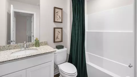 Bath - 6355 Kimblewick Way, Tallahassee, FL 32304 photo 1 of 5