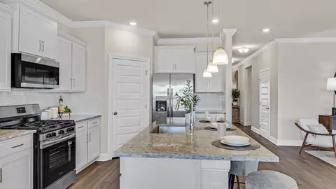 Kitchen - 17660 Ruby Dr, Athens, AL 35613 photo 3 of 6