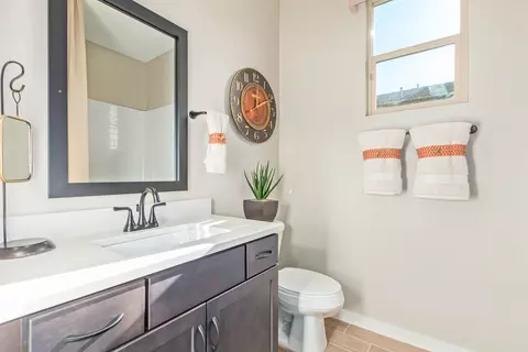 Bath - 7696 E 35th St, Yuma, AZ 85365 photo 2 of 4