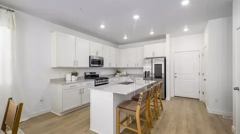 1704 W Viola Ln, Saratoga Springs, UT 84045