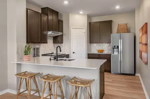 Kitchen - 14318 Eagle Loop, Elmendorf, TX 78112 photo 3 of 3