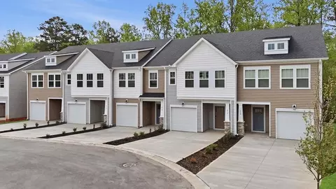 405 W Parima Ct, Spartanburg, SC 29301