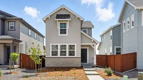 3402 N Buchanan Way, Aurora, CO 80019