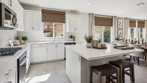Kitchen - 49140 Heron Pl, Indio, CA 92201 photo 5 of 9