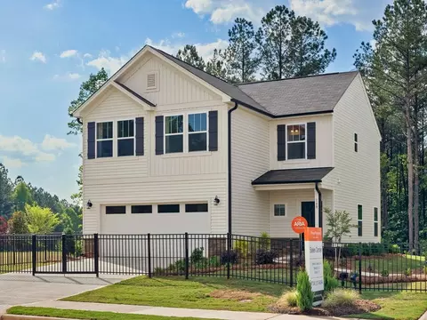 Exterior - 640 St Matthews Rd, Erwin, NC 28339 photo 2 of 4