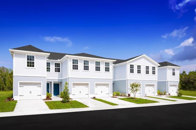 104 Savannah Lakes Blvd, Fort Pierce, FL 34982