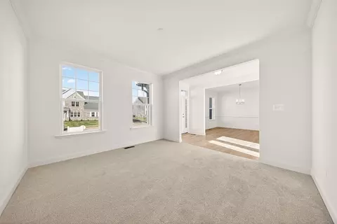 Living - 870 Brookfield Dr, Dover, DE 19901 photo 5 of 11