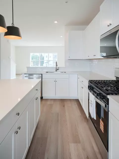 Kitchen - 2607 Front Shed Dr, Frederick, MD 21702 photo 5 of 7