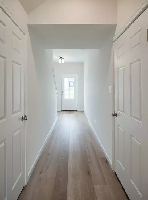 Entry Way - 2607 Front Shed Dr, Frederick, MD 21702 photo 1 of 6