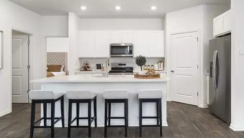 Kitchen - 117 Gateway Dr, Jackson, TN 38305 photo 2 of 12