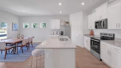 Kitchen - 117 Gateway Dr, Jackson, TN 38305 photo 7 of 12