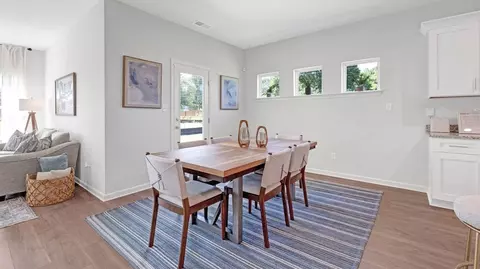 Dining - 117 Gateway Dr, Jackson, TN 38305 photo 3 of 3