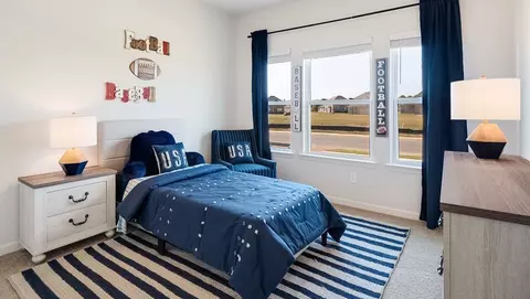 Bedroom - 117 Gateway Dr, Jackson, TN 38305 photo 4 of 12