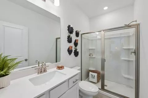 Bath - 1131 Summit Pass Ln, Dacula, GA 30019 photo 18 of 22