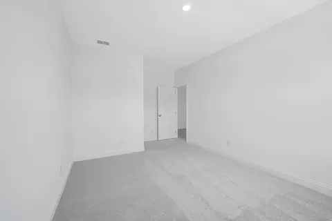 Bedroom - 1131 Summit Pass Ln, Dacula, GA 30019 photo 6 of 34