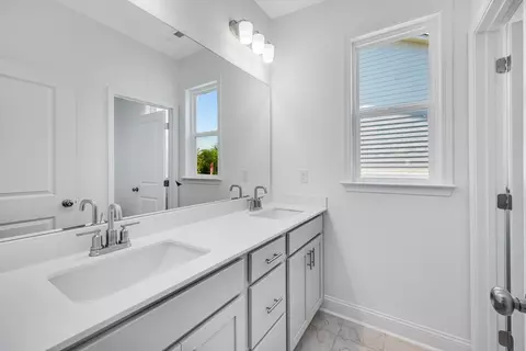 Bath - 1131 Summit Pass Ln, Dacula, GA 30019 photo 21 of 22