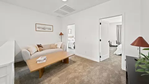 Entry Way - 1425 Lost Spring Dr, Washington, UT 84780 photo 4 of 9
