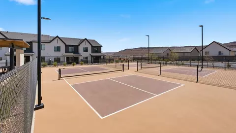 View/Area - 1425 Lost Spring Dr, Washington, UT 84780 photo 5 of 10