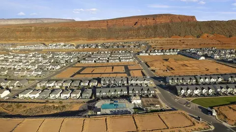 View/Area - 1425 Lost Spring Dr, Washington, UT 84780 photo 7 of 10