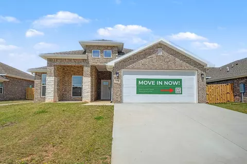 8850 Sunspire Ln, Centerton, AR 72719