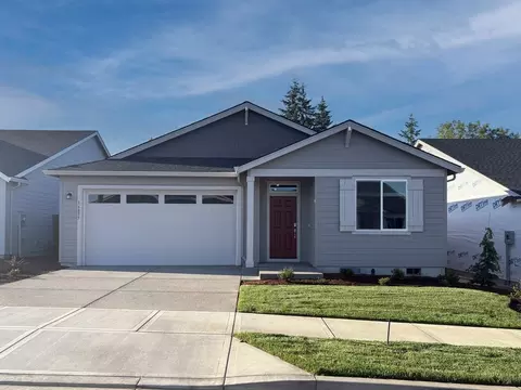 16855 SW Everton St, Tigard, OR 97224