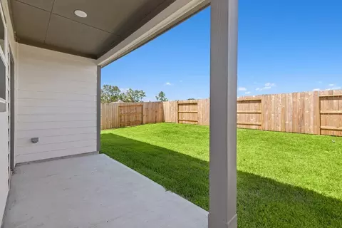 Exterior - 14202 Firecracker Ln, Splendora, TX 77372 photo 3 of 6