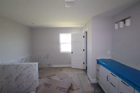 Bath - 5326 Warhol Dr, Mason, OH 45040 photo 5 of 10