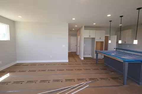 Living - 5326 Warhol Dr, Mason, OH 45040 photo 10 of 16