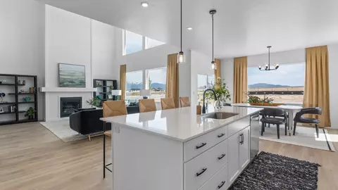 Kitchen - 562 W Erda Way, Erda, UT 84074 photo 1 of 4