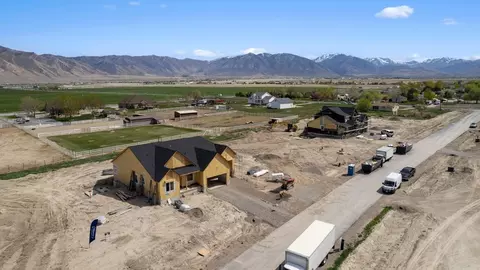 View/Area - 562 W Erda Way, Erda, UT 84074 photo 1 of 4