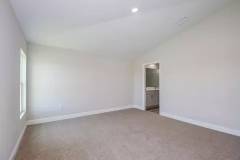 Bedroom - 6211 SW 95 Pl, Ocala, FL 34476 photo 3 of 3