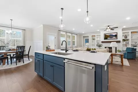 Kitchen - 2020 Raspberry Ln, Cullman, AL 35055 photo 8 of 8