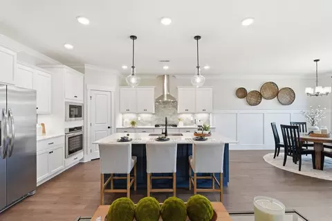 Kitchen - 2020 Raspberry Ln, Cullman, AL 35055 photo 5 of 8