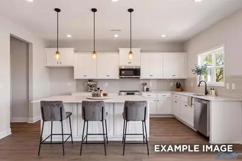 Kitchen - 2020 Raspberry Ln, Cullman, AL 35055 photo 1 of 9