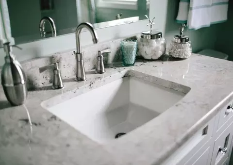 Bath - 940 S High Point Rd, Madison, WI 53719 photo 2 of 5
