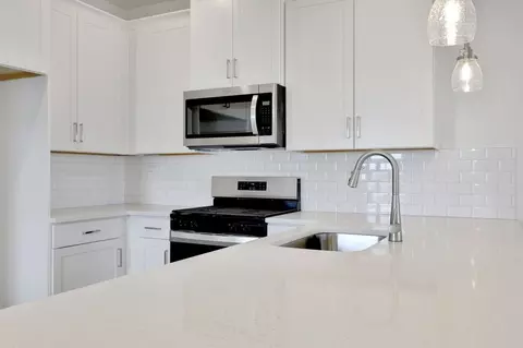 Kitchen - 182 Brook Forest Dr, Saint Augustine, FL 32092 photo 5 of 13