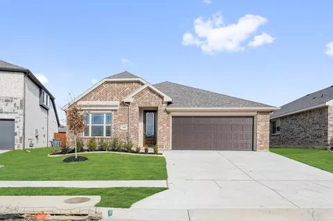 905 Kingbird Ln, Alvarado, TX 76009