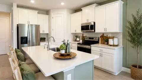 Kitchen - 33 Belfort Ct, Saint Augustine, FL 32092 photo 1 of 2