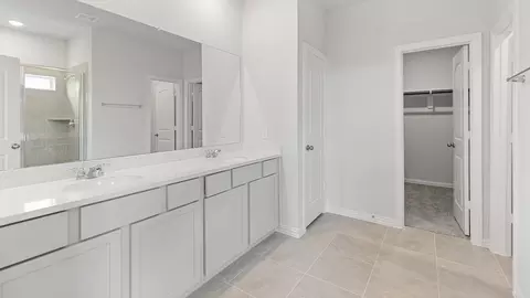 Bath - 219 Brecon Buff Dr, Willis, TX 77318 photo 1 of 10