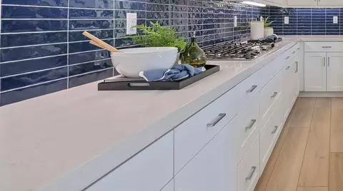 Kitchen - 673 Guy Turner Dr, Camarillo, CA 93010 photo 6 of 7