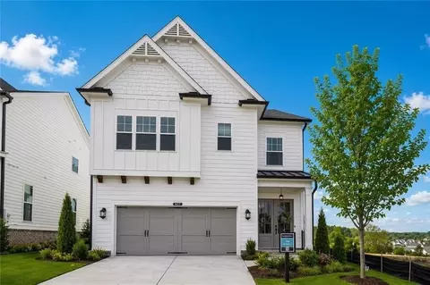 129 Herring Dr, Hoschton, GA 30548