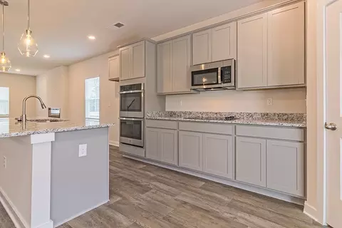 Kitchen - 152 Post Oak Dr, Jackson, GA 30233 photo 1 of 5
