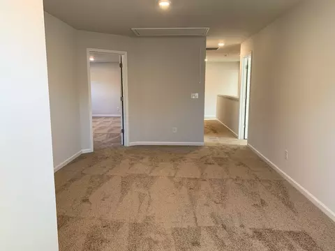 Entry Way - 152 Post Oak Dr, Jackson, GA 30233 photo 5 of 6