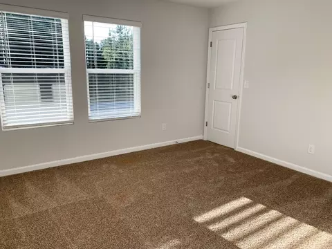 Bedroom - 152 Post Oak Dr, Jackson, GA 30233 photo 12 of 17