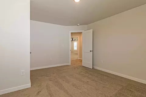 Bedroom - 152 Post Oak Dr, Jackson, GA 30233 photo 7 of 17